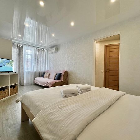 Apartpoltava Світлі Та Затишні Апартаменти В Скандинавському Стилі Центр Банківський Чек Екстериор снимка